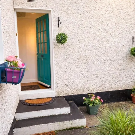 Cozy 2 Bed House In Foxrock